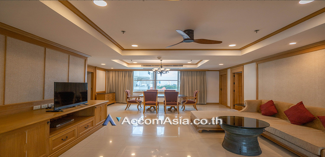 2  3 br Apartment For Rent in Sukhumvit ,Bangkok BTS Phrom Phong at Classic Style - High Standard Apartment in a Prime Location 1511690