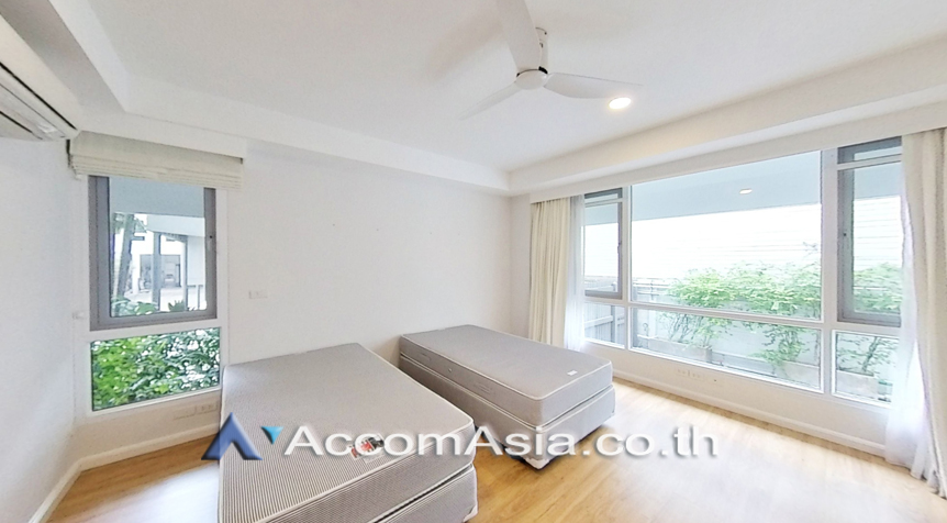 8  4 br Apartment for rent and sale in Sathorn ,Bangkok BTS Chong Nonsi at Cozy Low-Rise Apartment in a Premium Compound 1411704