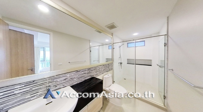 10  4 br Apartment for rent and sale in Sathorn ,Bangkok BTS Chong Nonsi at Cozy Low-Rise Apartment in a Premium Compound 1411704