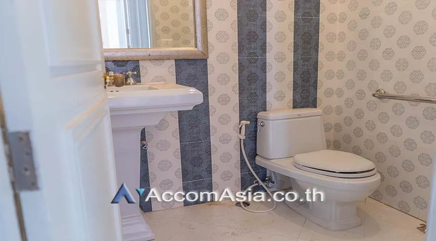 7  4 br House For Rent in Sukhumvit ,Bangkok BTS Phrom Phong 2311729