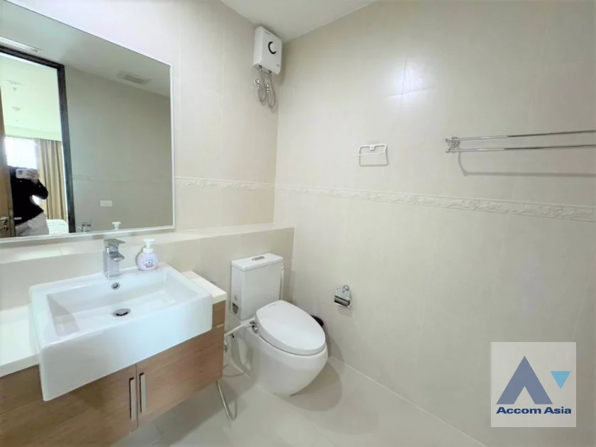 18  3 br Condominium For Rent in Sukhumvit ,Bangkok BTS Asok - MRT Sukhumvit at The Lakes 1511903