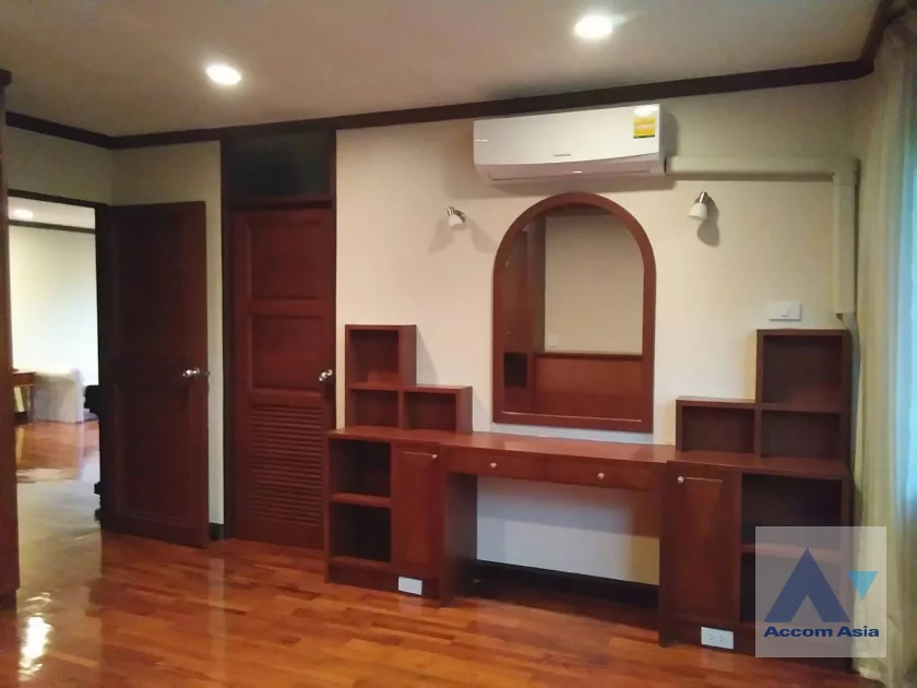 6  3 br Apartment For Rent in Sukhumvit ,Bangkok BTS Thong Lo at Greenery Space In Bangkok 1411909