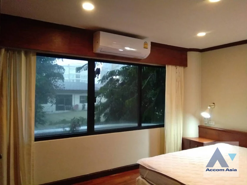 24  3 br Apartment For Rent in Sukhumvit ,Bangkok BTS Thong Lo at Greenery Space In Bangkok 1411909