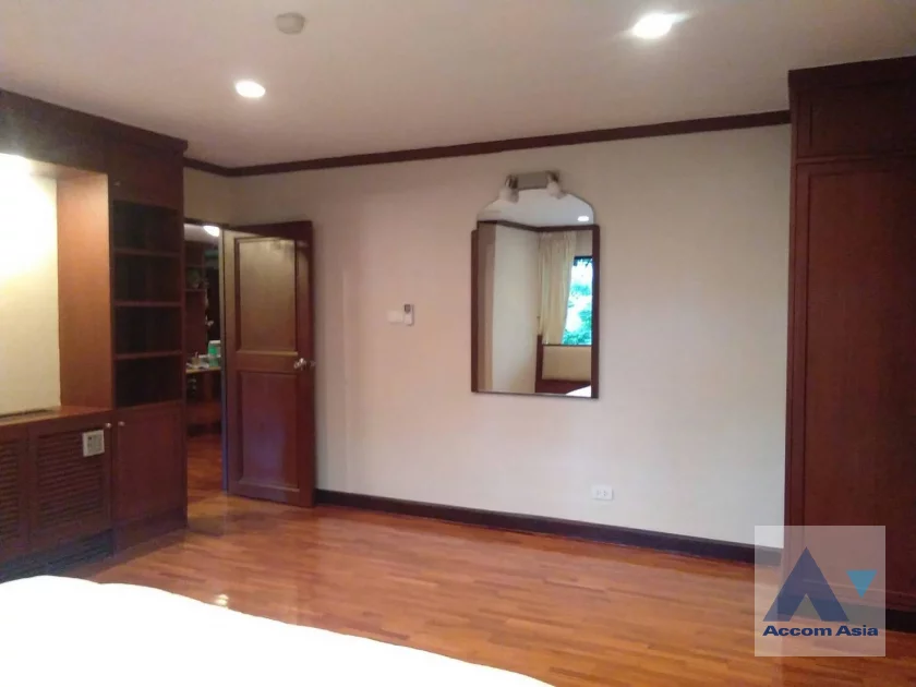 12  3 br Apartment For Rent in Sukhumvit ,Bangkok BTS Thong Lo at Greenery Space In Bangkok 1411909
