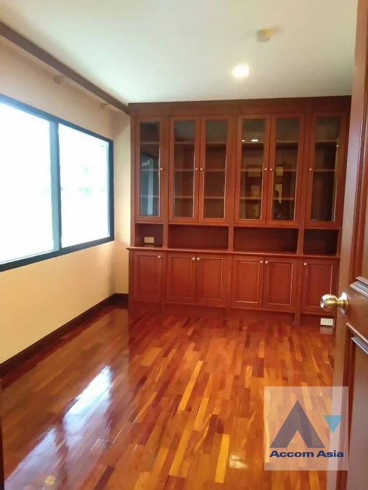4  3 br Apartment For Rent in Sukhumvit ,Bangkok BTS Thong Lo at Greenery Space In Bangkok 1411909