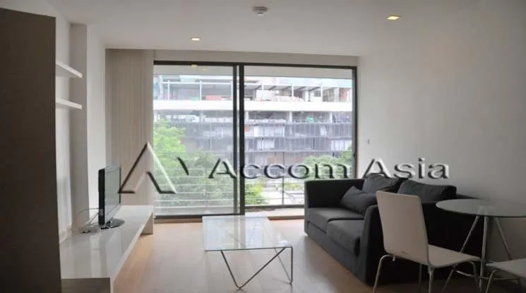 unit 1 Bedroom  Condominium For Rent in Ploenchit, Bangkok  near BTS Ratchadamri (1512023)