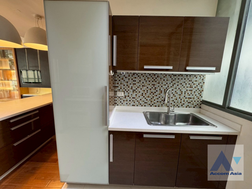 12  2 br Condominium For Rent in Sukhumvit ,Bangkok MRT Sukhumvit - BTS Asok at Domus 16 1512069