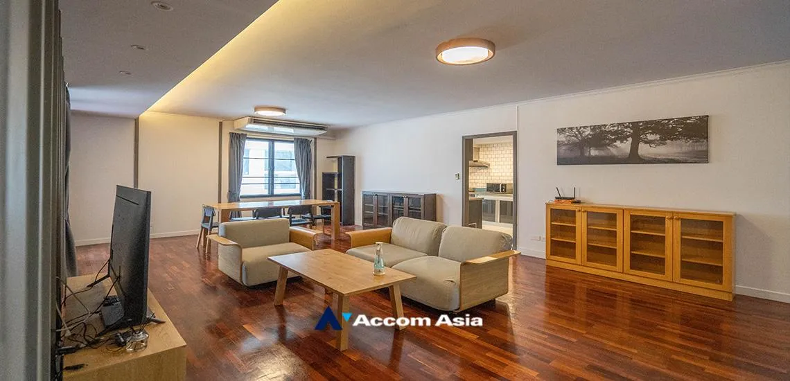 unitPet friendly |  2 Bedrooms  Apartment For Rent in Sukhumvit, Bangkok  near BTS Asok - MRT Sukhumvit (1412071)