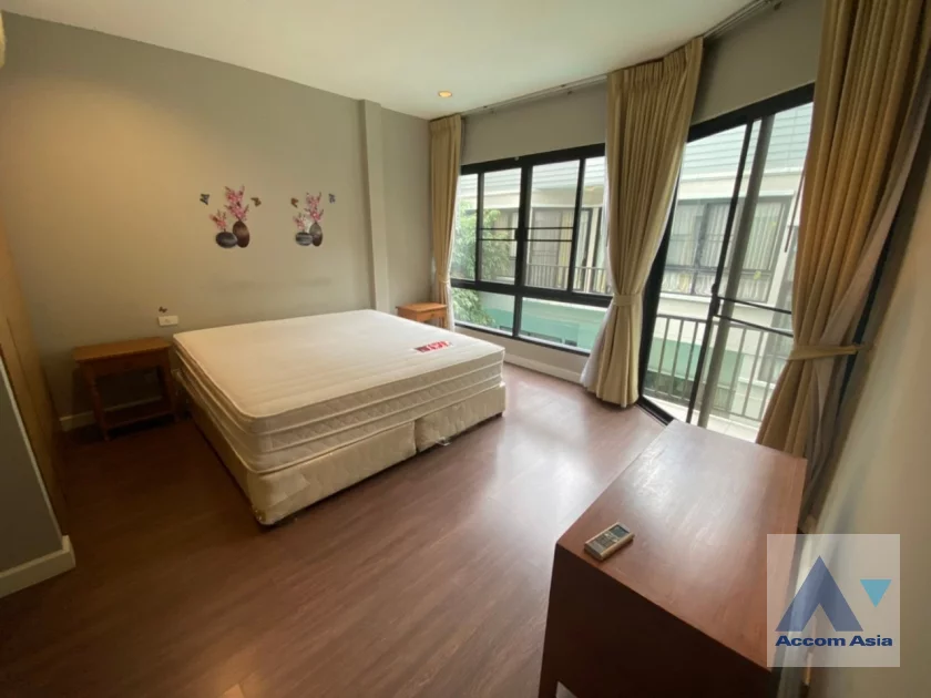 8  4 br House For Rent in Sukhumvit ,Bangkok BTS Thong Lo at The urban forestry residence 1512096