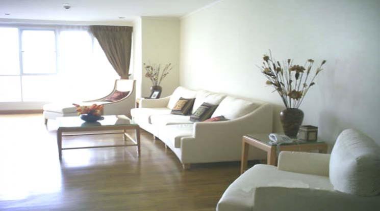  2  3 br Apartment For Rent in Sukhumvit ,Bangkok BTS Phrom Phong at Apartment with Top Facilities, Close to Emshere 1412098