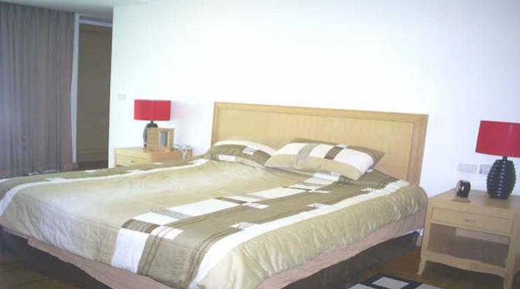 6  3 br Apartment For Rent in Sukhumvit ,Bangkok BTS Phrom Phong at Apartment with Top Facilities, Close to Emshere 1412098