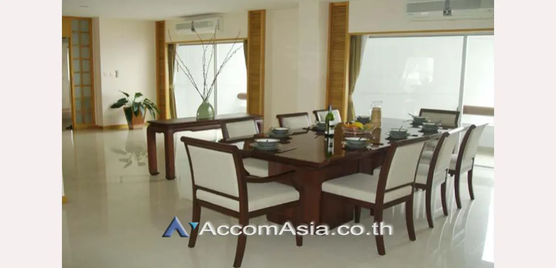 5  3 br Apartment For Rent in Sathorn ,Bangkok MRT Lumphini at Cozy and Convenient Apartment Near Garden Intl 1412108