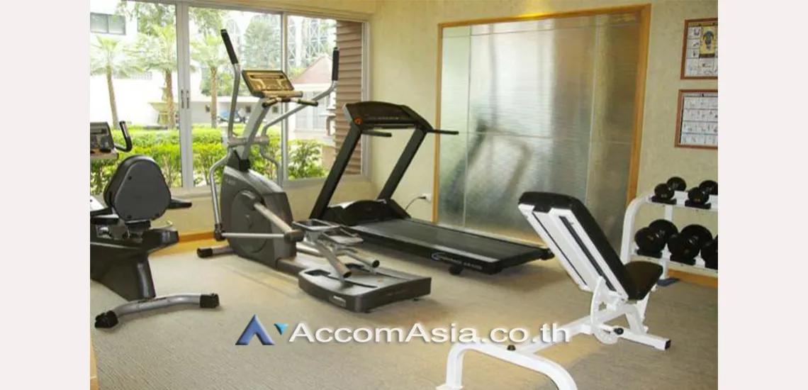 9  3 br Apartment For Rent in Sathorn ,Bangkok MRT Lumphini at Cozy and Convenient Apartment Near Garden Intl 1412108