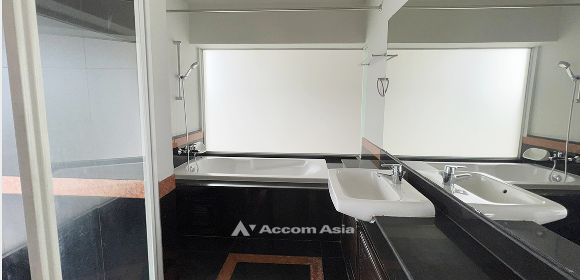 30  3 br Apartment For Rent in Sathorn ,Bangkok MRT Lumphini - BTS Chong Nonsi at Exclusive Privacy Residence 1412171