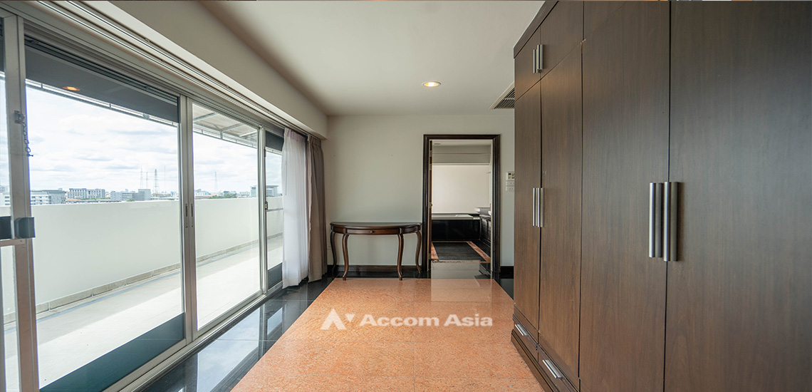 14  3 br Apartment For Rent in Sathorn ,Bangkok MRT Lumphini - BTS Chong Nonsi at Exclusive Privacy Residence 1412171