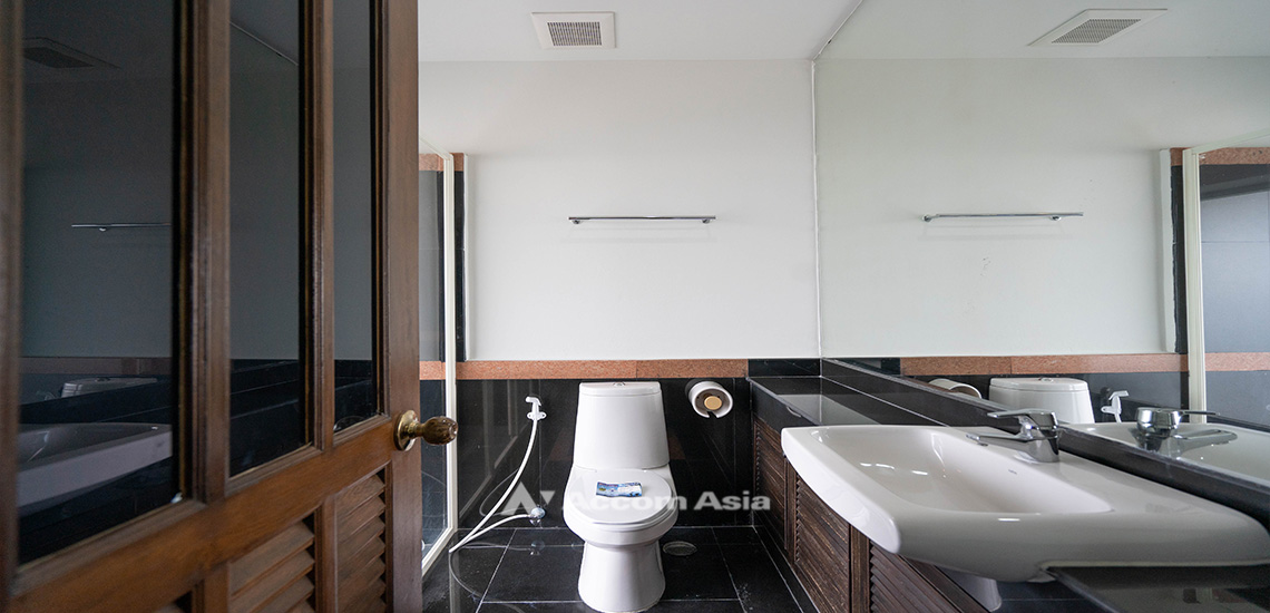 28  3 br Apartment For Rent in Sathorn ,Bangkok MRT Lumphini - BTS Chong Nonsi at Exclusive Privacy Residence 1412171