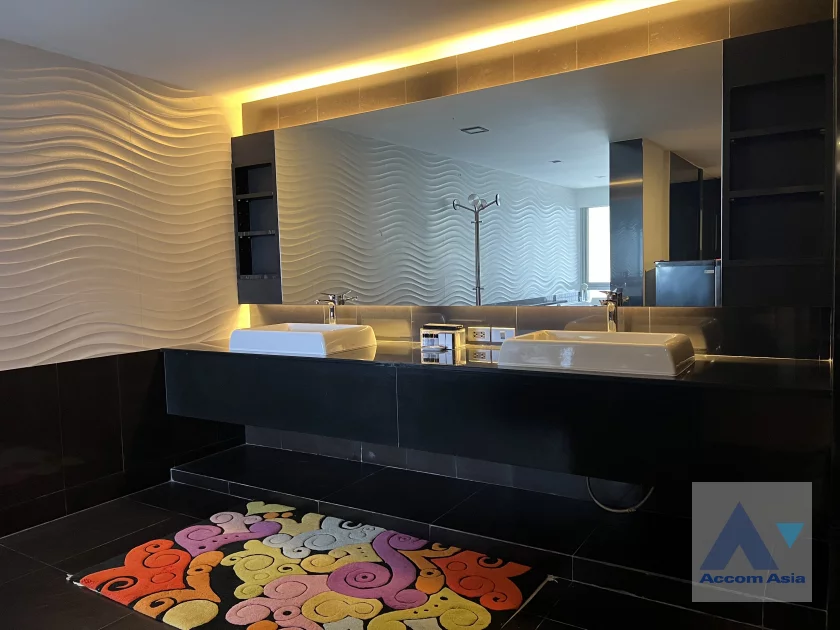 33  5 br Condominium for rent and sale in Ploenchit ,Bangkok BTS Ploenchit at All Seasons Mansion 1512174