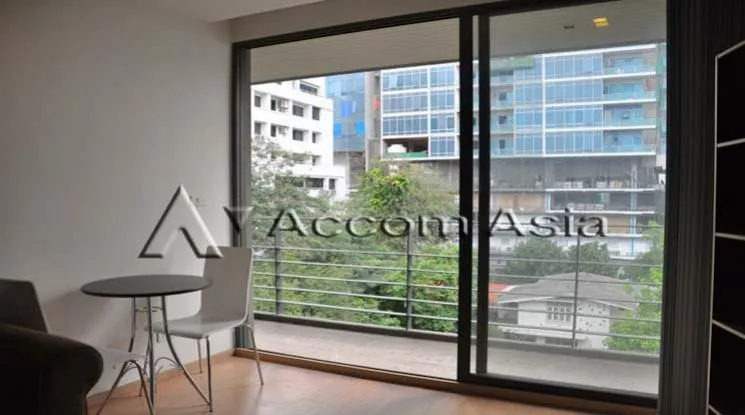 unit 1 Bedroom  Condominium For Rent in Ploenchit, Bangkok  near BTS Ratchadamri (1512186)