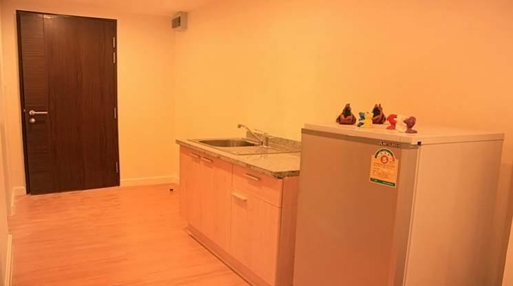 5  Condominium For Rent in Sukhumvit ,Bangkok BTS Nana at The Trendy Sukhumvit 13 1512262