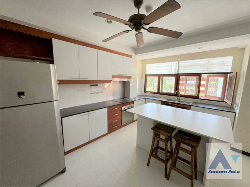 5  5 br Apartment For Rent in Sathorn ,Bangkok BTS Chong Nonsi - MRT Lumphini at Perfect Living In Bangkok 1412277