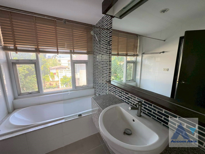 15  5 br Apartment For Rent in Sathorn ,Bangkok BTS Chong Nonsi - MRT Lumphini at Perfect Living In Bangkok 1412277