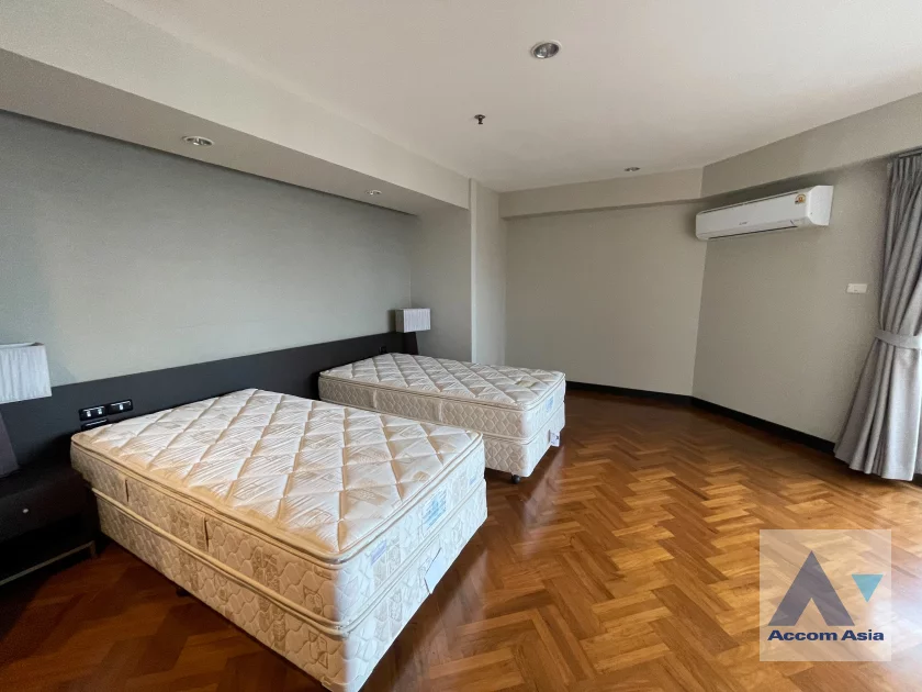 15  3 br Condominium For Rent in Sukhumvit ,Bangkok BTS Phrom Phong at Baan Suanpetch 1512285