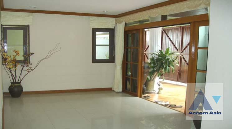 5  3 br House for rent and sale in Sukhumvit ,Bangkok BTS Phrom Phong 1712310