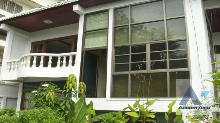 unitHome Office |  3 Bedrooms  House For Rent & Sale in Sukhumvit, Bangkok  near BTS Phrom Phong (1712310)