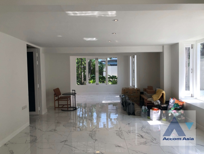 4  House For Rent in Sukhumvit ,Bangkok BTS Ekkamai 1712311