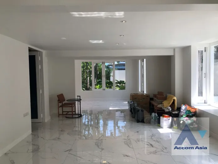 4  House For Rent in Sukhumvit ,Bangkok BTS Ekkamai 1712311