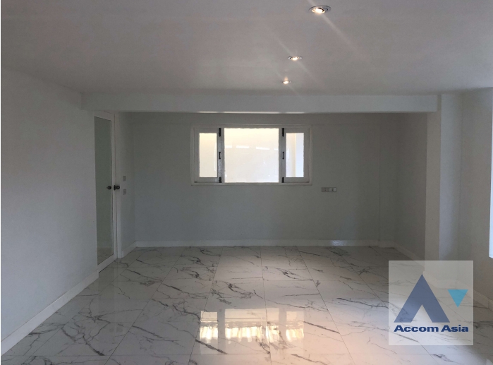 5  House For Rent in Sukhumvit ,Bangkok BTS Ekkamai 1712311