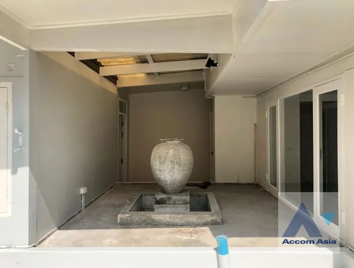 27  House For Rent in Sukhumvit ,Bangkok BTS Ekkamai 1712311
