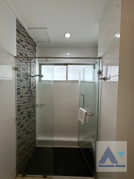 17  4 br Apartment For Rent in Ploenchit ,Bangkok BTS Ploenchit at Charming Style 1512369