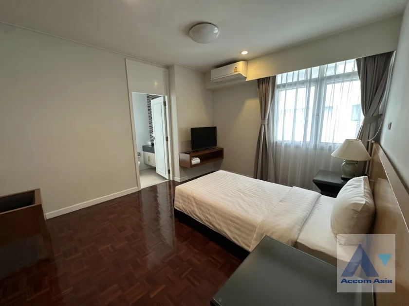 9  4 br Apartment For Rent in Ploenchit ,Bangkok BTS Ploenchit at Charming Style 1512369