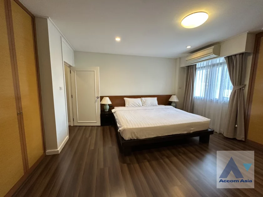 10  4 br Apartment For Rent in Ploenchit ,Bangkok BTS Ploenchit at Charming Style 1512369