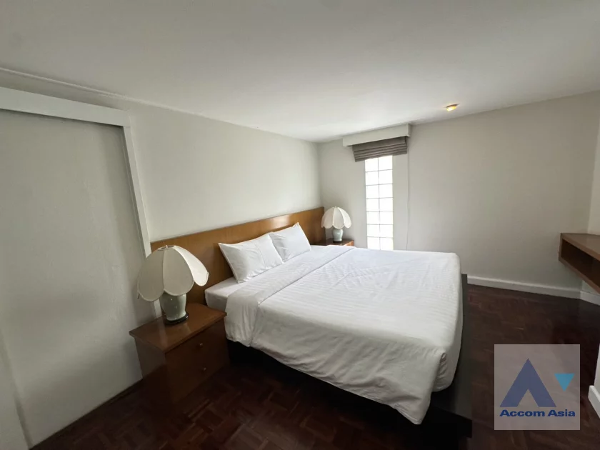 13  4 br Apartment For Rent in Ploenchit ,Bangkok BTS Ploenchit at Charming Style 1512369