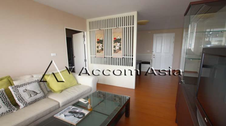 2  1 br Condominium For Rent in Sathorn ,Bangkok MRT Lumphini at Sathorn Plus on the Pond 1512424