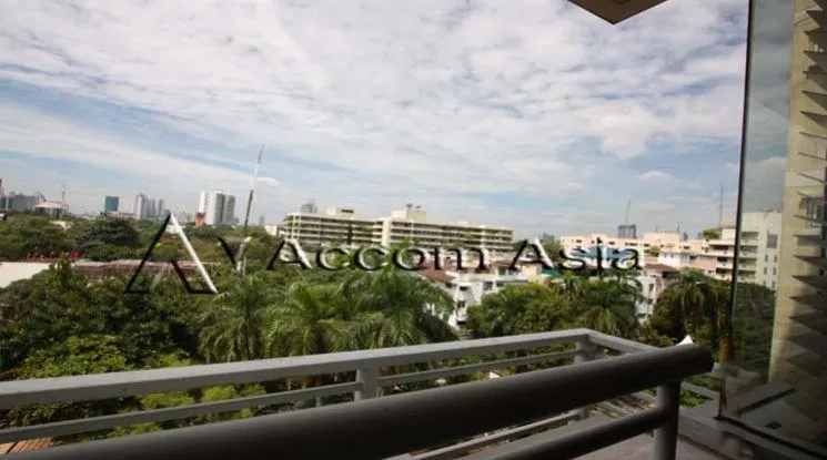 6  1 br Condominium For Rent in Sathorn ,Bangkok MRT Lumphini at Sathorn Plus on the Pond 1512424