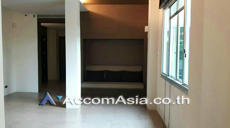 6  5 br House For Rent in Sukhumvit ,Bangkok  at Baan Mai Lom Ruen 1812428