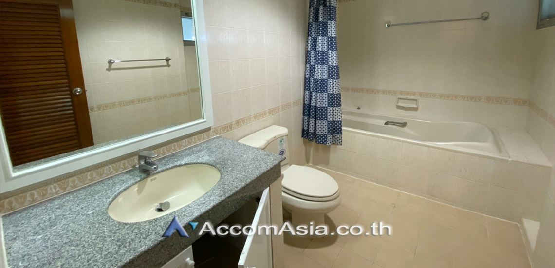 20  3 br House For Rent in Sukhumvit ,Bangkok BTS Phrom Phong at House in Compound 1512466