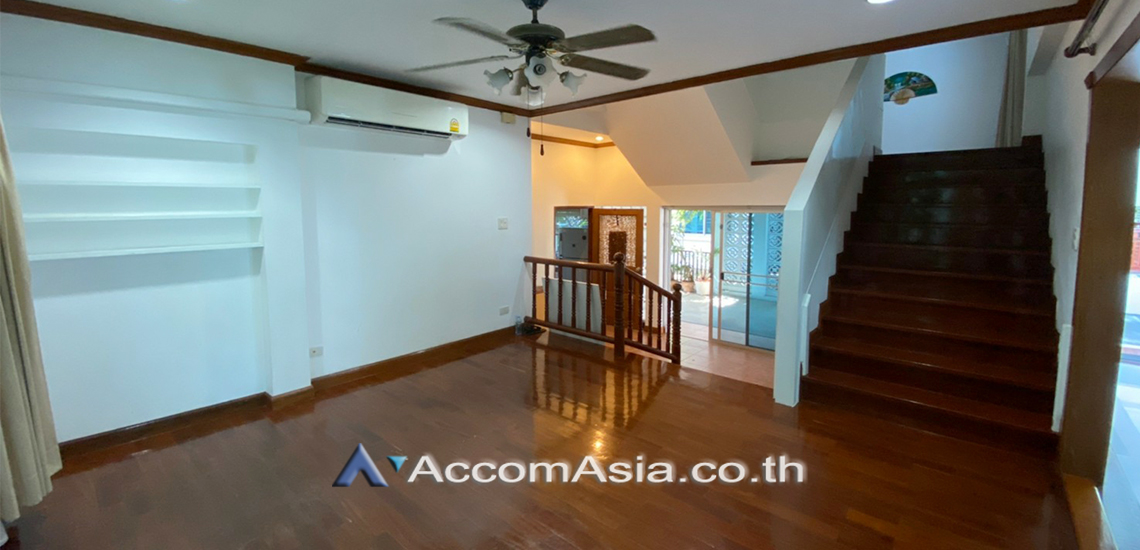 7  3 br House For Rent in Sukhumvit ,Bangkok BTS Phrom Phong at House in Compound 1512466
