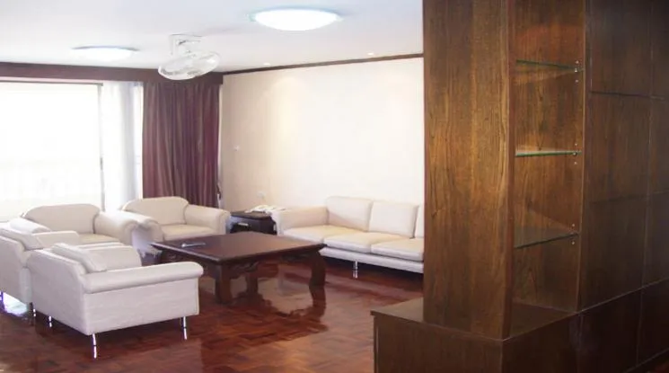 unitPet friendly |  3 Bedrooms  Apartment For Rent & Sale in Sukhumvit, Bangkok  near BTS Phrom Phong (1412467)