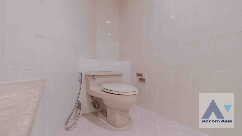 16  3 br Condominium for rent and sale in Sukhumvit ,Bangkok BTS Phrom Phong at Ruamsuk Condominium 1512475