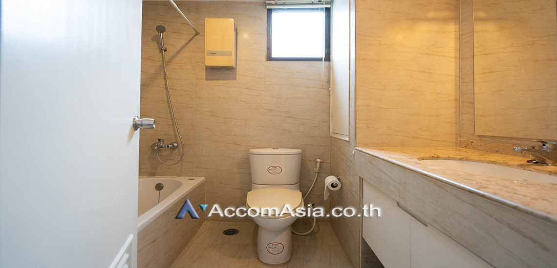 11  3 br Condominium For Rent in Silom ,Bangkok BTS Sala Daeng - MRT Silom at SLD Condominium 1512577