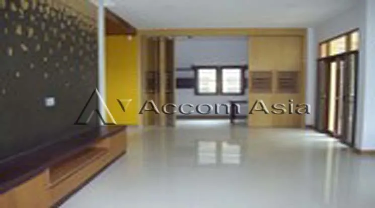 unit 4 Bedrooms  House For Rent in Ratchadaphisek, Bangkok  (1812605)