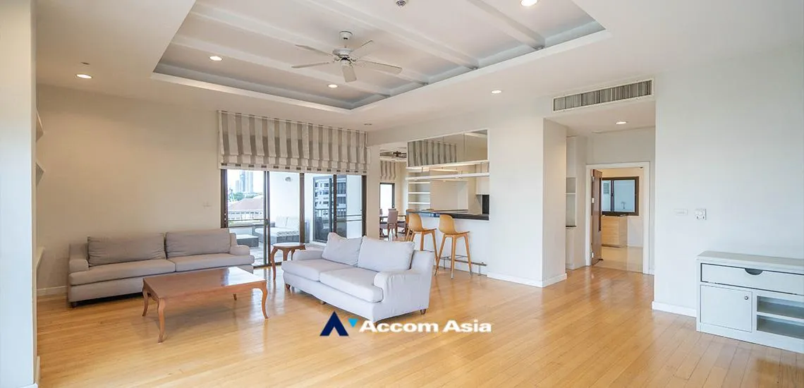 Huge Terrace, Penthouse apartment for rent in Sukhumvit at Greenery area in CBD, Bangkok Code 10105