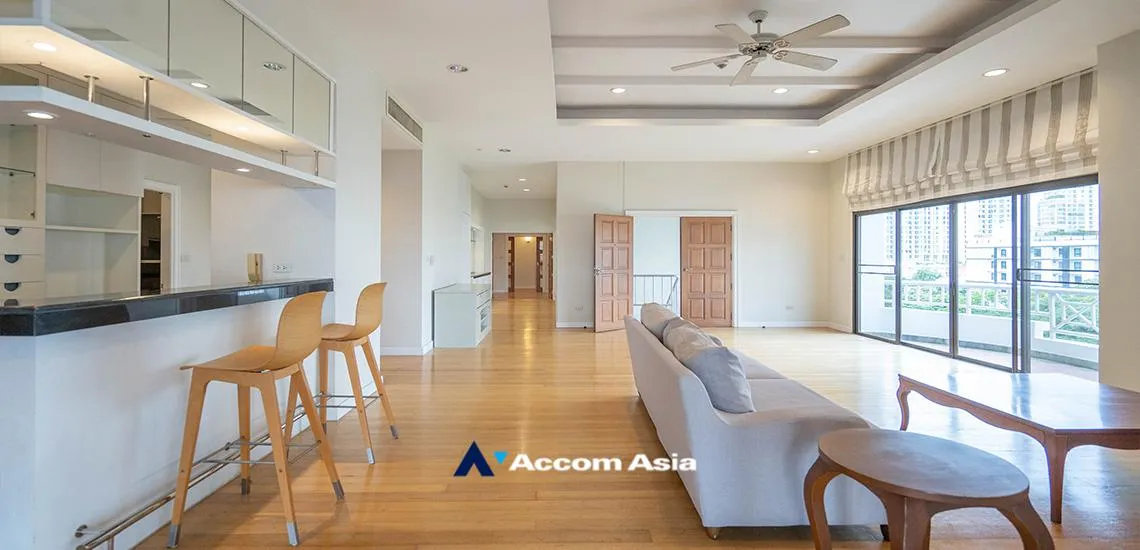 Huge Terrace, Penthouse apartment for rent in Sukhumvit at Greenery area in CBD, Bangkok Code 10105