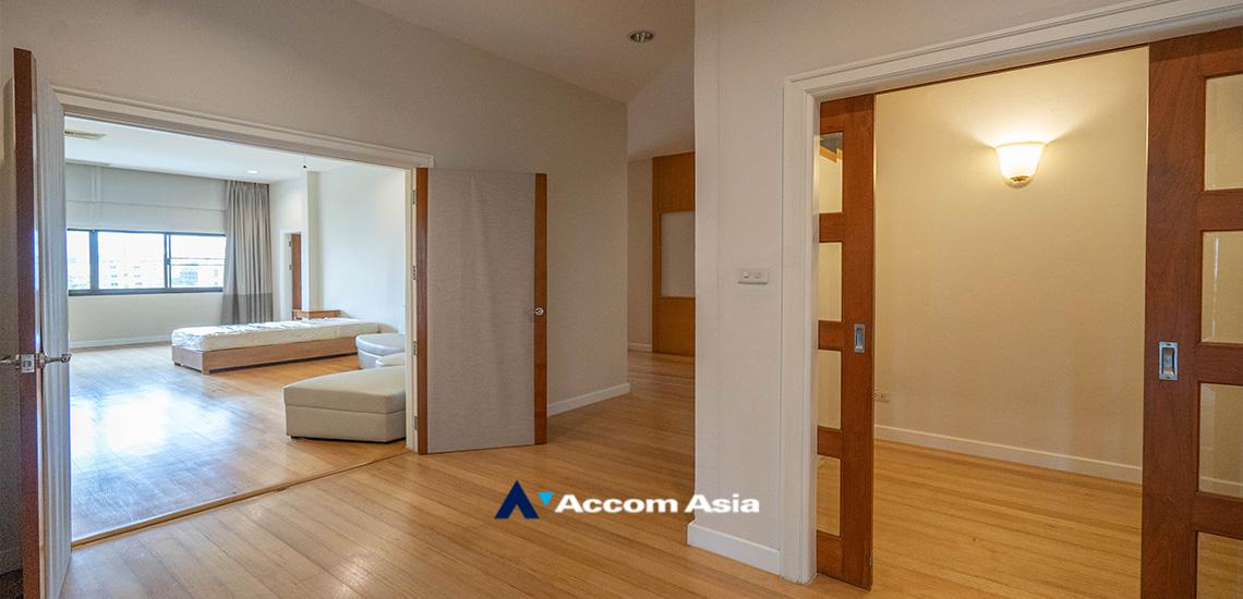 16  4 br Apartment for rent and sale in Sukhumvit ,Bangkok BTS Thong Lo at Greenery area in CBD 10105