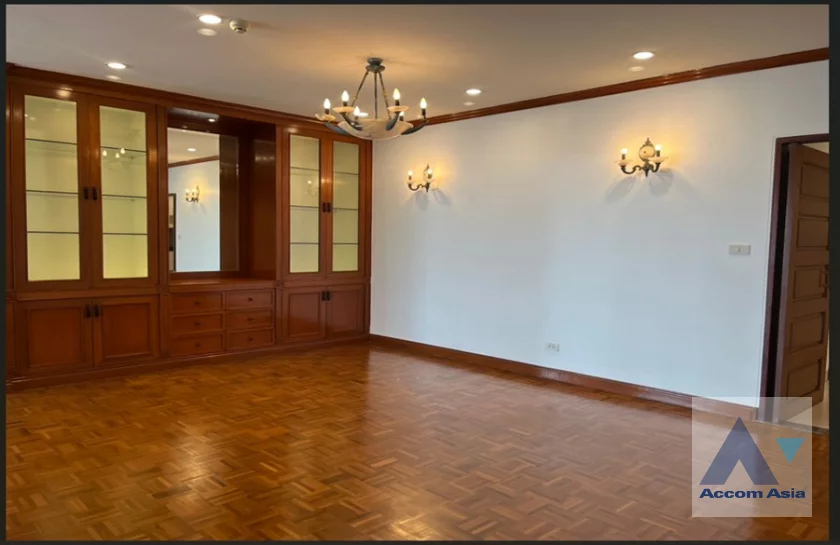  1  3 br Condominium For Rent in Sathorn ,Bangkok MRT Khlong Toei at Baan Yen Akard 20543