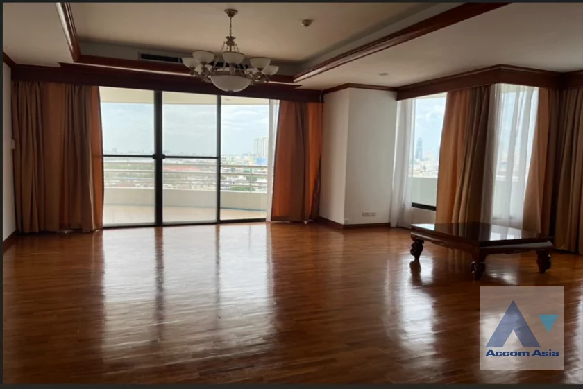  1  3 br Condominium For Rent in Sathorn ,Bangkok MRT Khlong Toei at Baan Yen Akard 20543